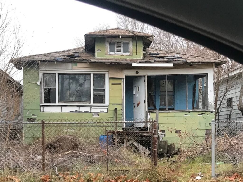 We Buy Houses in Westville, Indiana, in Any Condition 1 buy houses in any condition Westville